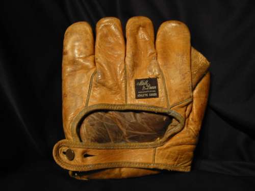 Ty Cobb Stall & Dean 0876 Back